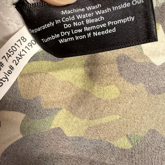 Boston Proper Women's Pull On Camo Floral Jeans, Size 14, Ankle, Slim, Fall - Picture 9 of 11